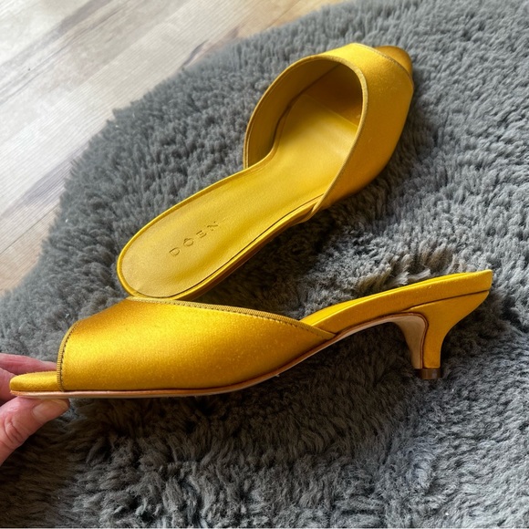 New With Dust Bag Doen Callie Mule in Marigold Satin Size 35 - Picture 10 of 15